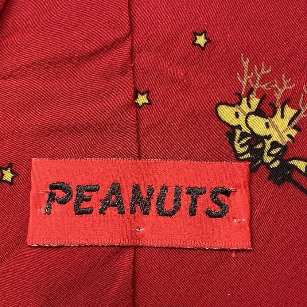 Peanuts Snoopy Christmas Silk Necktie Red Santa Holiday Woodstock Novelty
